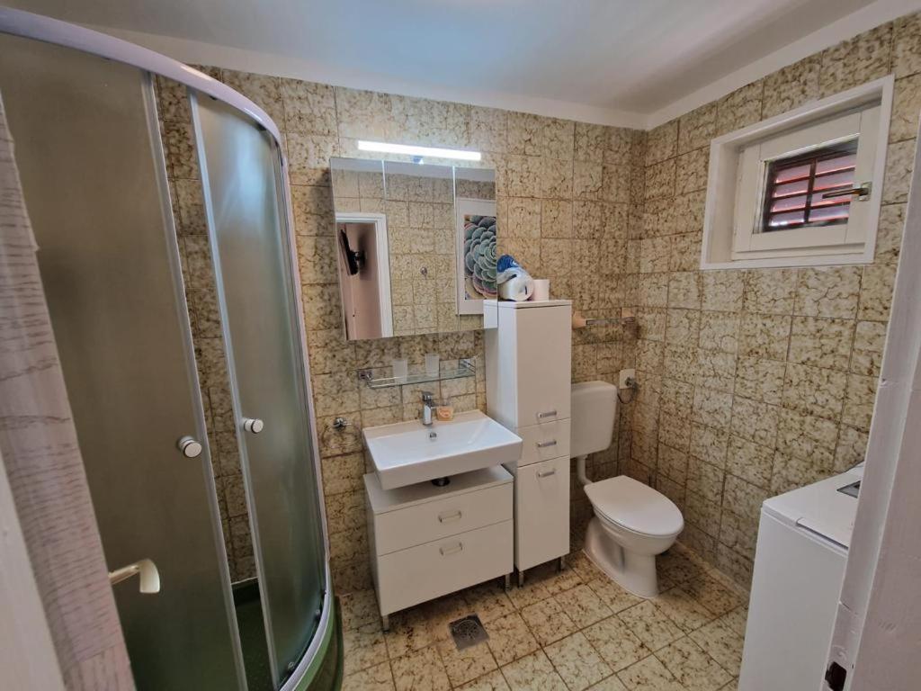 Aloe Apartment *